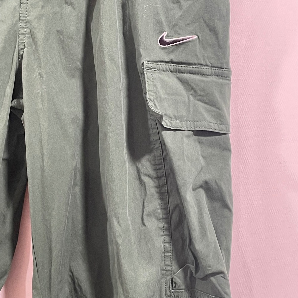Nike Sportswear Men Green Cargo Pants FV4969-323 Medium Utility Baggy Wide Leg - Picture 2 of 10
